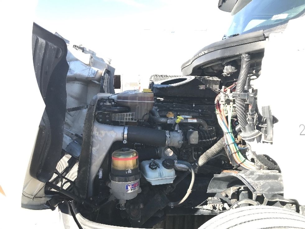 Day Cab Tractor-Heavy Duty Tractors-Freightliner-2019-T11664ST-Des Moines-IA-327,545\n\t\tmiles-$ 49,000 - Image 16