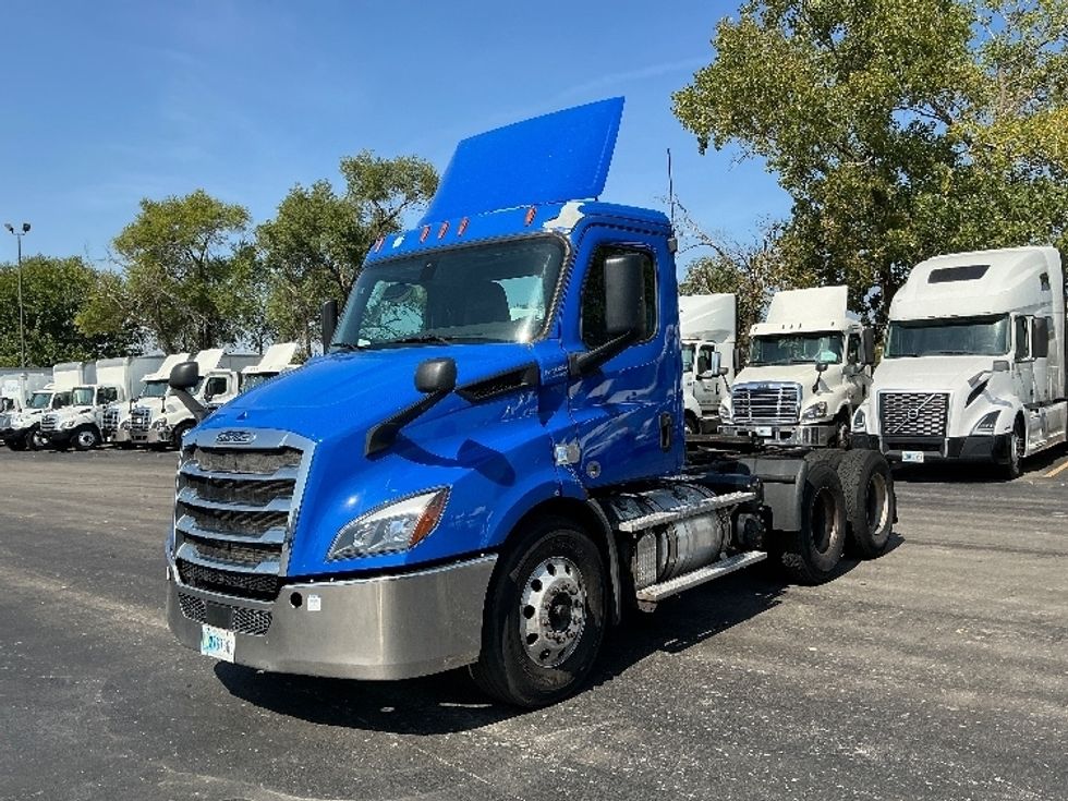 Day Cab Tractor-Heavy Duty Tractors-Freightliner-2019-T11664ST-East Chicago-IN-248,589\n\t\tmiles-$ 49,250 - Image 3