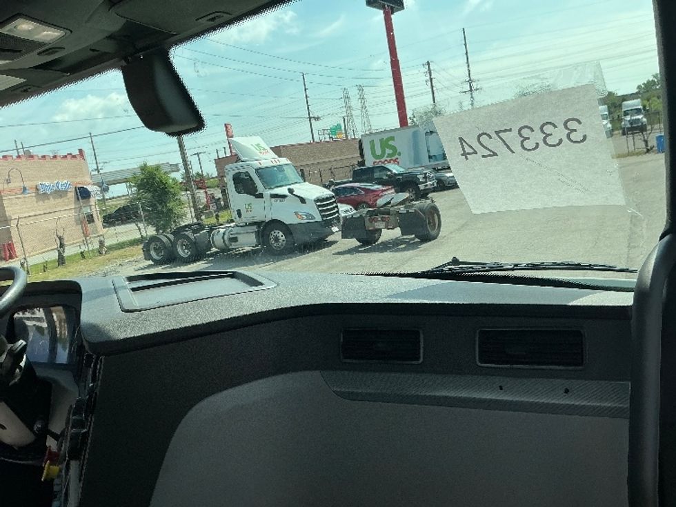 Day Cab Tractor-Heavy Duty Tractors-Freightliner-2019-T11664ST-East Chicago-IN-667,533\n\t\tmiles-$ 25,250 - Image 13