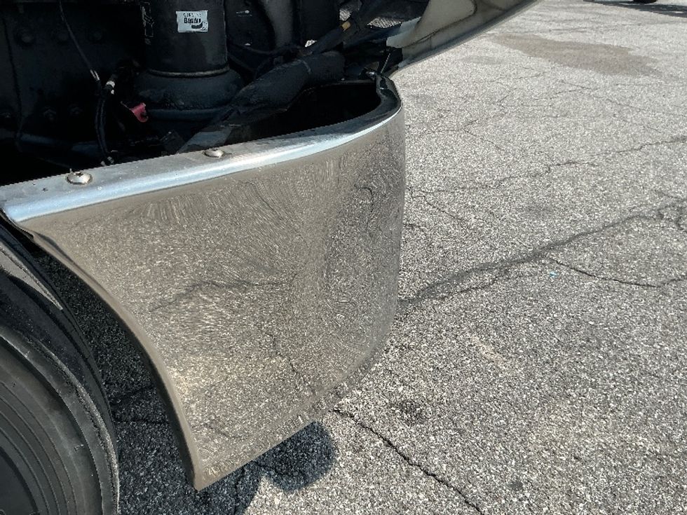 Day Cab Tractor-Heavy Duty Tractors-Freightliner-2019-T11664ST-East Chicago-IN-667,533\n\t\tmiles-$ 25,250 - Image 19