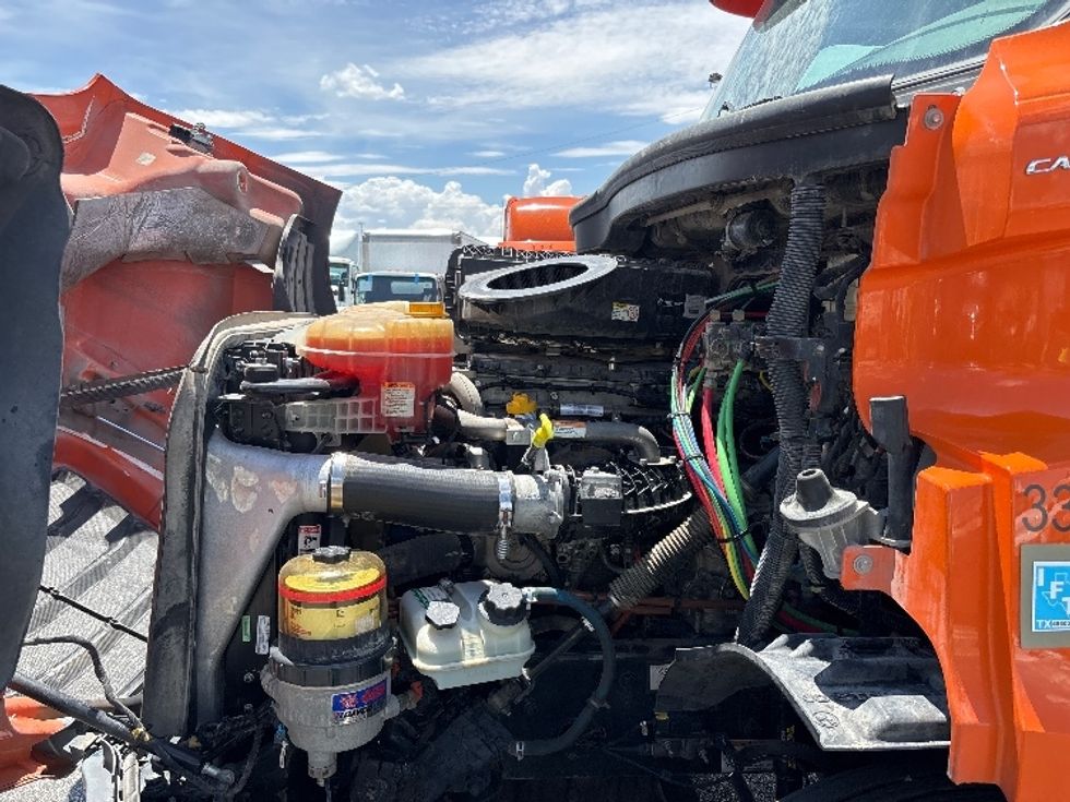 Day Cab Tractor-Heavy Duty Tractors-Freightliner-2019-T11664ST-El Paso-TX-268,086\n\t\tmiles-$ 50,750 - Image 15