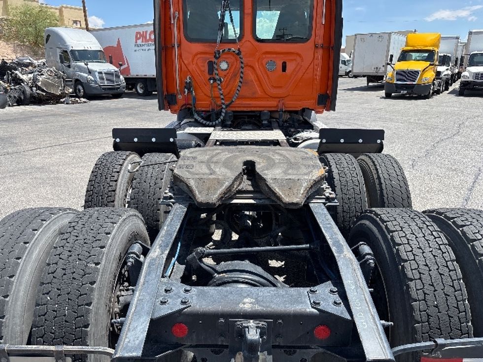 Day Cab Tractor-Heavy Duty Tractors-Freightliner-2019-T11664ST-El Paso-TX-268,086\n\t\tmiles-$ 50,750 - Image 6