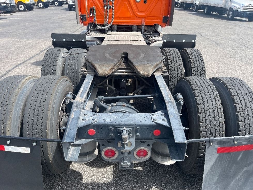 Day Cab Tractor-Heavy Duty Tractors-Freightliner-2019-T11664ST-El Paso-TX-400,746\n\t\tmiles-$ 42,500 - Image 6