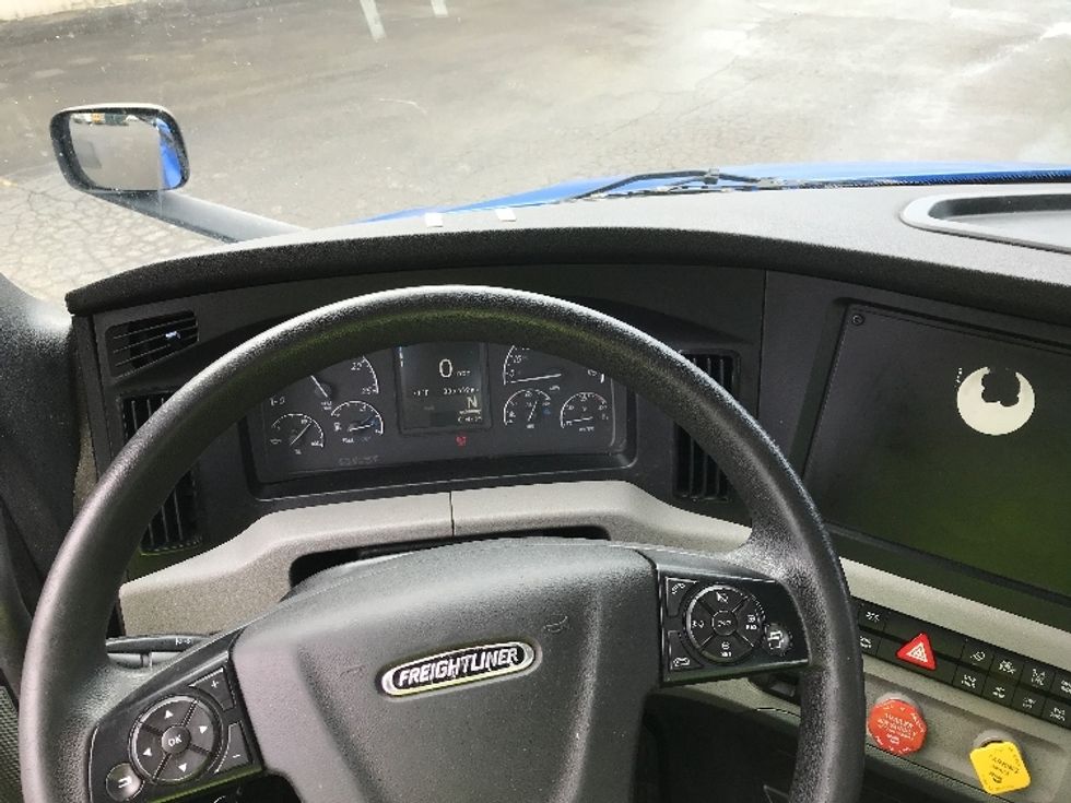 Day Cab Tractor-Heavy Duty Tractors-Freightliner-2019-T11664ST-Flower Mound-TX-336,319\n\t\tmiles-$ 45,000 - Image 11