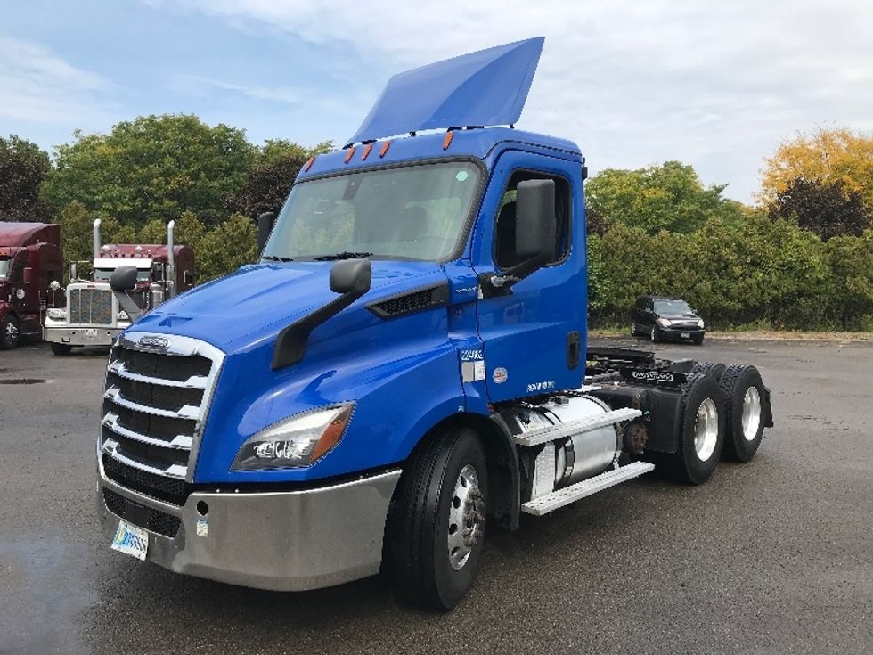 Day Cab Tractor-Heavy Duty Tractors-Freightliner-2019-T11664ST-Flower Mound-TX-336,319\n\t\tmiles-$ 45,000 - Image 3