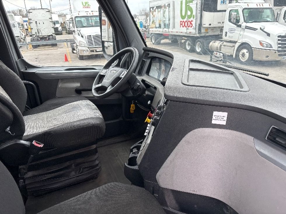Day Cab Tractor-Heavy Duty Tractors-Freightliner-2019-T11664ST-Fort Wayne-IN-582,727\n\t\tmiles-$ 32,000 - Image 14