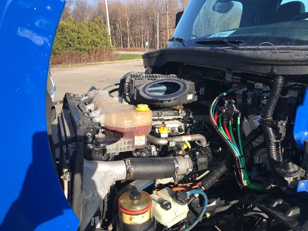 Day Cab Tractor-Heavy Duty Tractors-Freightliner-2019-T11664ST-Fredonia-NY-248,565\n\t\tmiles-$ 44,750 - Image 15