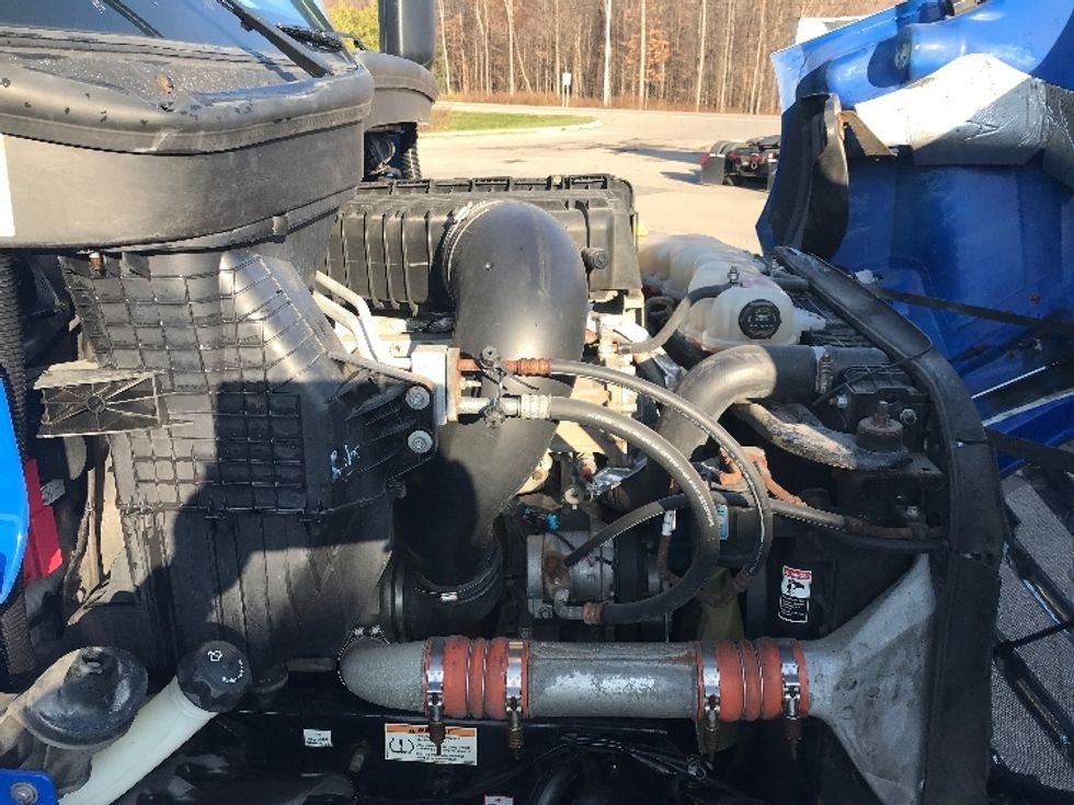 Day Cab Tractor-Heavy Duty Tractors-Freightliner-2019-T11664ST-Fredonia-NY-248,565\n\t\tmiles-$ 44,750 - Image 16