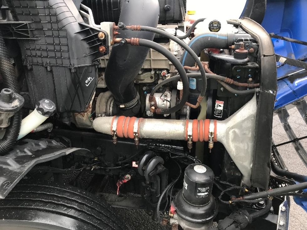 Day Cab Tractor-Heavy Duty Tractors-Freightliner-2019-T11664ST-Fredonia-NY-344,554\n\t\tmiles-$ 39,500 - Image 15