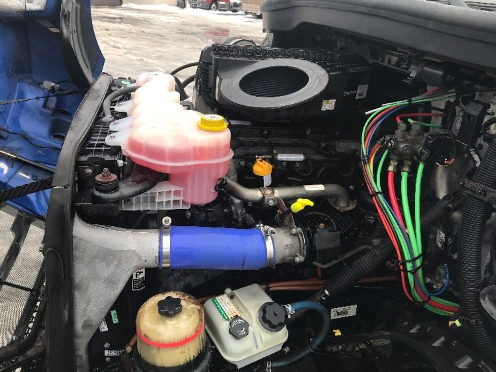 Day Cab Tractor-Heavy Duty Tractors-Freightliner-2019-T11664ST-Fredonia-NY-388,578\n\t\tmiles-$ 36,000 - Image 16