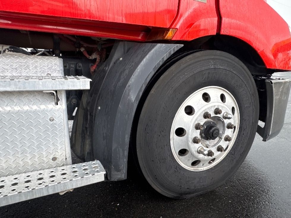 Day Cab Tractor-Heavy Duty Tractors-Freightliner-2019-T11664ST-Fresno-CA-416,341\n\t\tmiles-$ 41,750 - Image 20