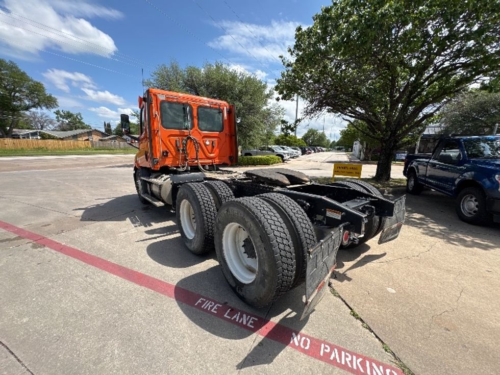 Day Cab Tractor-Heavy Duty Tractors-Freightliner-2019-T11664ST-Garland-TX-344,830\n\t\tmiles-$ 46,000 - Image 5