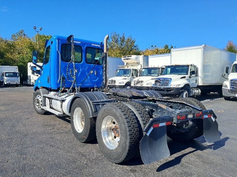 Day Cab Tractor-Heavy Duty Tractors-Freightliner-2019-T11664ST-Greensboro-NC-286,230\n\t\tmiles-$ 49,000 - Image 5