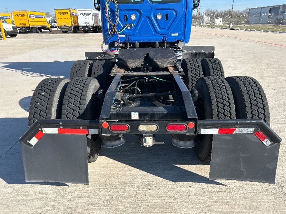 Day Cab Tractor-Heavy Duty Tractors-Freightliner-2019-T11664ST-Katy-TX-320,105\n\t\tmiles-$ 46,250 - Image 6