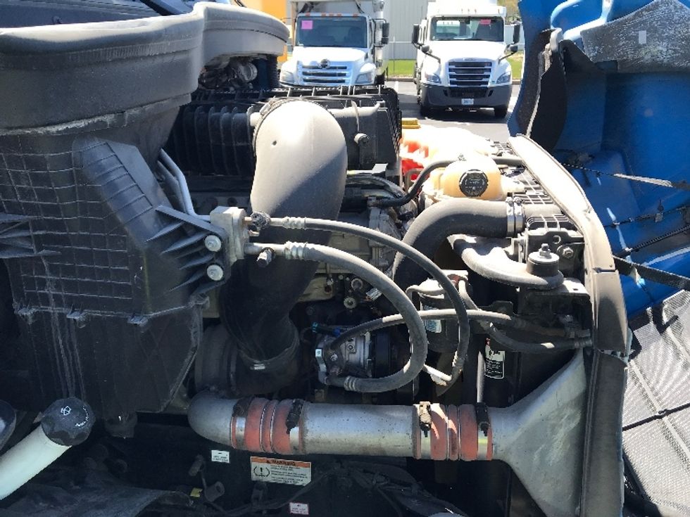 Day Cab Tractor-Heavy Duty Tractors-Freightliner-2019-T11664ST-Lancaster-PA-268,906\n\t\tmiles-$ 48,500 - Image 15