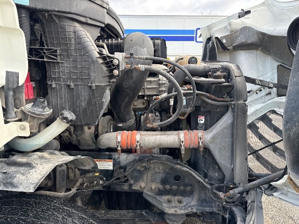 Day Cab Tractor-Heavy Duty Tractors-Freightliner-2019-T11664ST-Lansing-MI-236,164\n\t\tmiles-$ 48,500 - Image 15