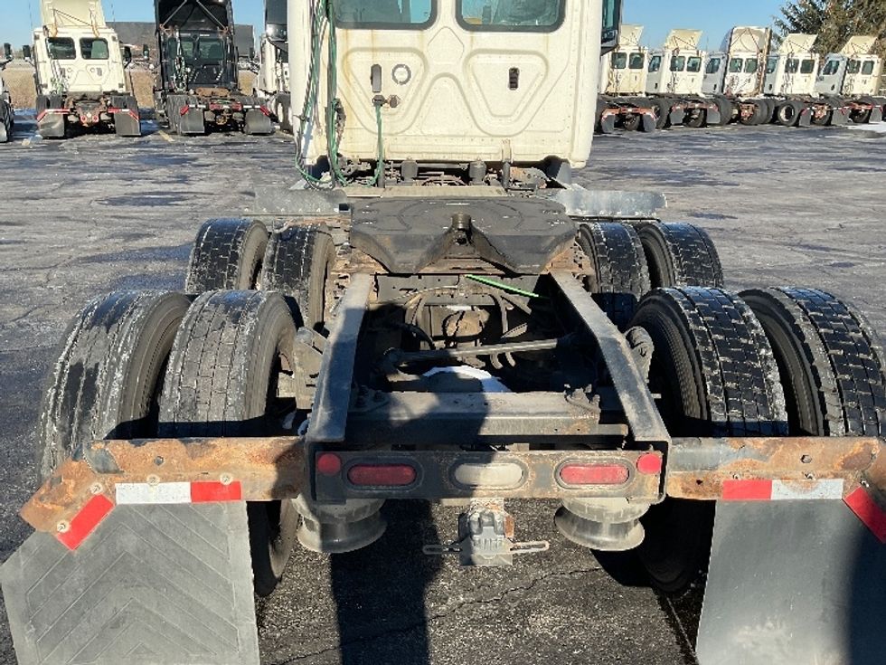 Day Cab Tractor-Heavy Duty Tractors-Freightliner-2019-T11664ST-Perrysburg-OH-377,572\n\t\tmiles-$ 50,500 - Image 6