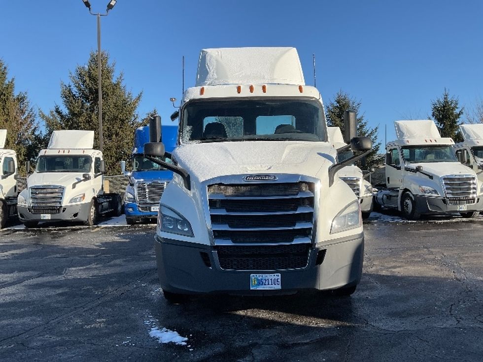 Day Cab Tractor-Heavy Duty Tractors-Freightliner-2019-T11664ST-Perrysburg-OH-386,409\n\t\tmiles-$ 50,000 - Image 2