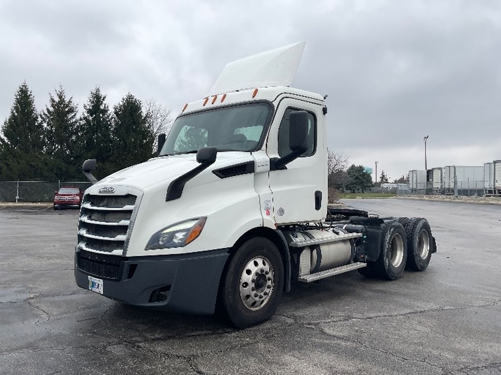 Day Cab Tractor-Heavy Duty Tractors-Freightliner-2019-T11664ST-Perrysburg-OH-410,420\n\t\tmiles-$ 48,500 - Image 3