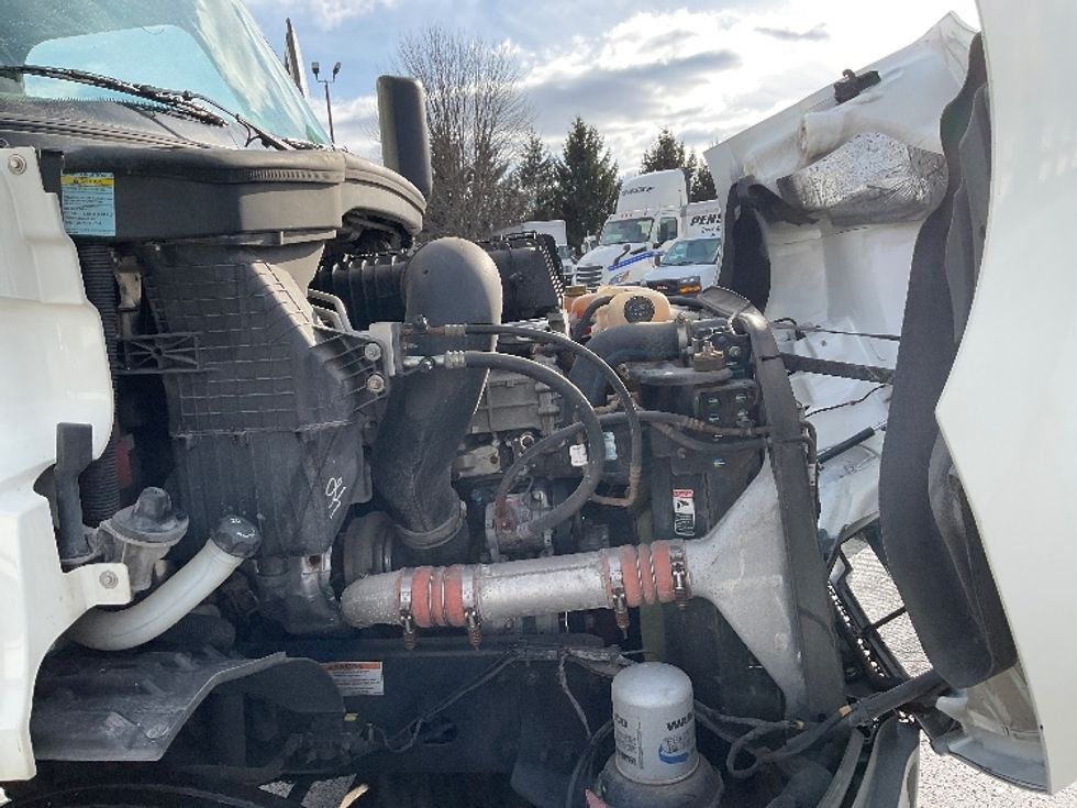 Day Cab Tractor-Heavy Duty Tractors-Freightliner-2019-T11664ST-Perrysburg-OH-462,869\n\t\tmiles-$ 45,500 - Image 15