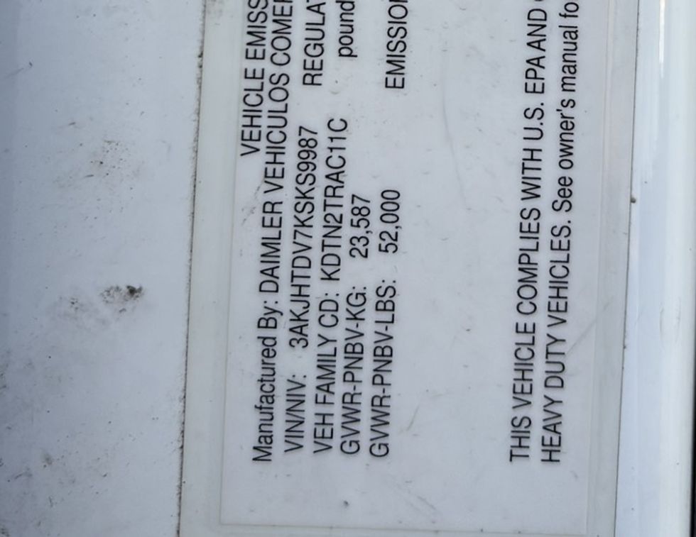 Day Cab Tractor-Heavy Duty Tractors-Freightliner-2019-T11664ST-Phoenix-AZ-112,922\n\t\tmiles-$ 53,500 - Image 18