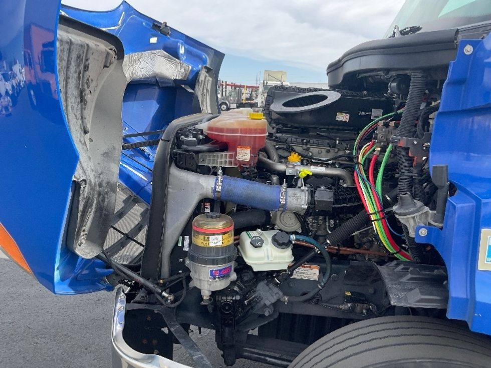 Day Cab Tractor-Heavy Duty Tractors-Freightliner-2019-T11664ST-Phoenix-AZ-208,538\n\t\tmiles-$ 51,500 - Image 16