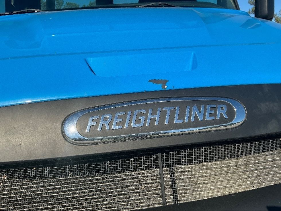 Day Cab Tractor-Heavy Duty Tractors-Freightliner-2019-T11664ST-Rocky Mount-NC-610,053\n\t\tmiles-$ 26,750 - Image 17