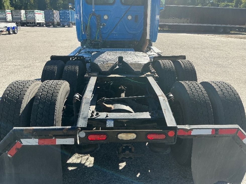 Day Cab Tractor-Heavy Duty Tractors-Freightliner-2019-T11664ST-Rocky Mount-NC-610,053\n\t\tmiles-$ 26,750 - Image 6