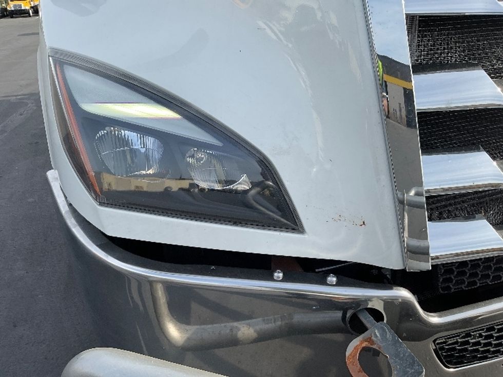 Day Cab Tractor-Heavy Duty Tractors-Freightliner-2019-T11664ST-West Sacramento-CA-627,119\n\t\tmiles-$ 30,250 - Image 20