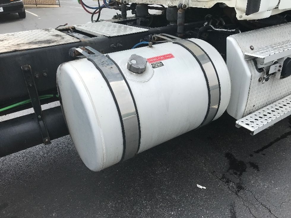 Day Cab Tractor-Heavy Duty Tractors-Freightliner-2019-T12642ST-Allentown-PA-619,900\n\t\tmiles-$ 24,250 - Image 18