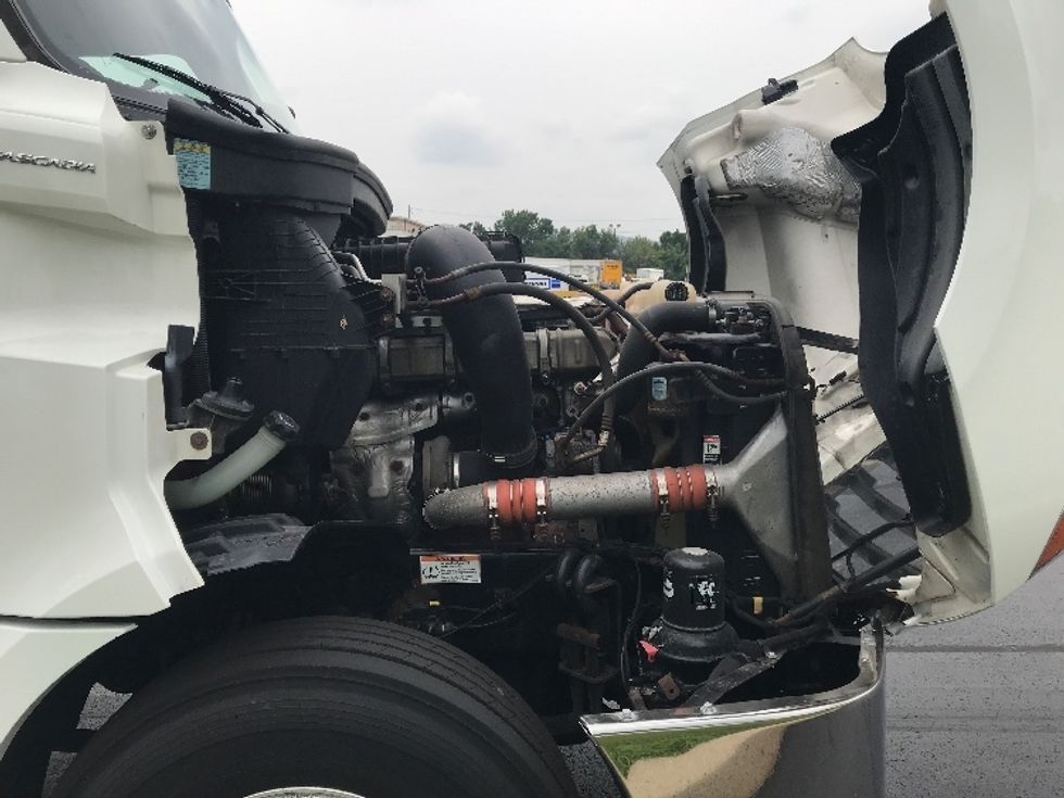 Day Cab Tractor-Heavy Duty Tractors-Freightliner-2019-T12642ST-Allentown-PA-626,268\n\t\tmiles-$ 23,750 - Image 15