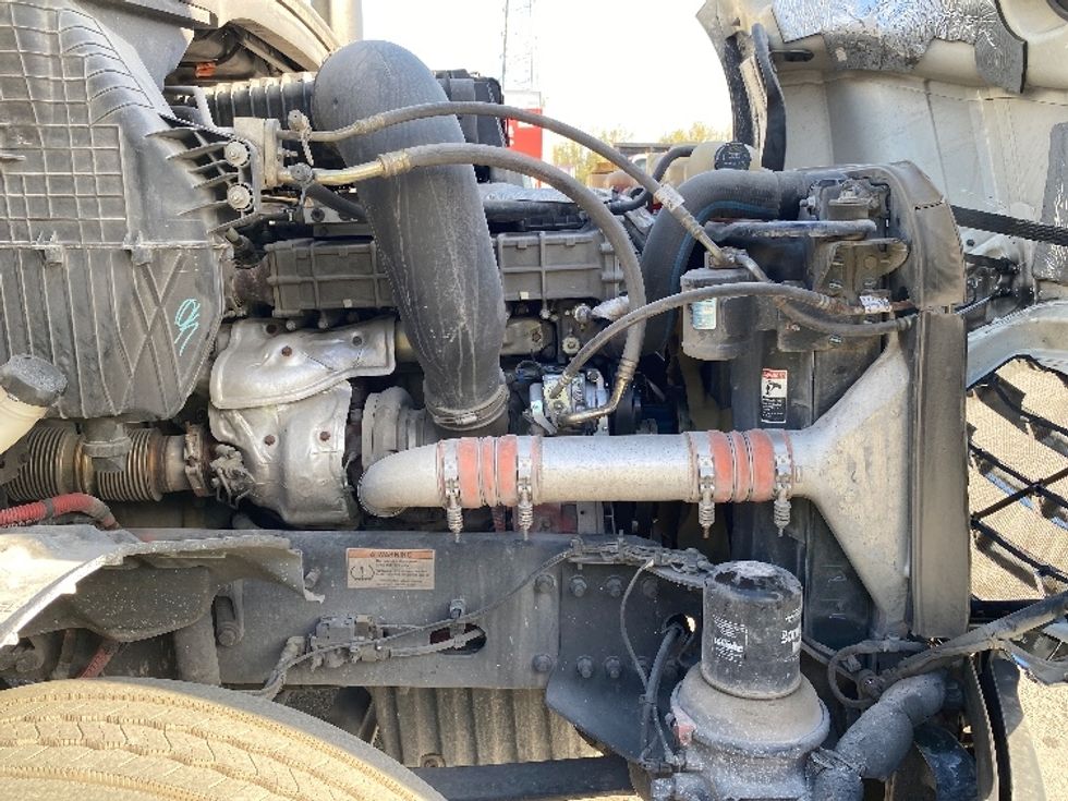 Day Cab Tractor-Heavy Duty Tractors-Freightliner-2019-T12642ST-Apopka-FL-400,285\n\t\tmiles-$ 35,750 - Image 15