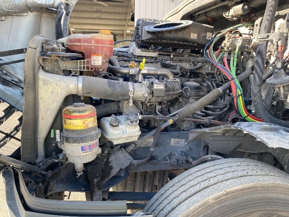 Day Cab Tractor-Heavy Duty Tractors-Freightliner-2019-T12642ST-Apopka-FL-400,285\n\t\tmiles-$ 35,750 - Image 16