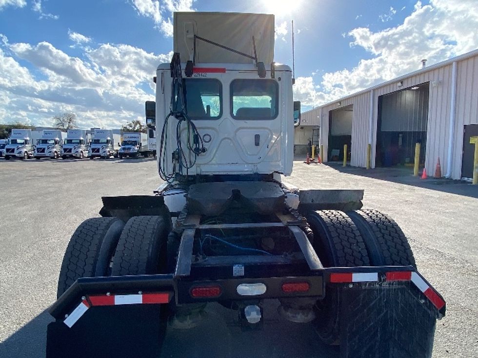 Day Cab Tractor-Heavy Duty Tractors-Freightliner-2019-T12642ST-Apopka-FL-400,285\n\t\tmiles-$ 35,750 - Image 6