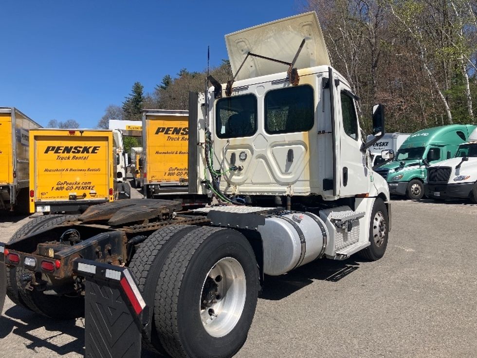 Day Cab Tractor-Heavy Duty Tractors-Freightliner-2019-T12642ST-Auburn-MA-214,952\n\t\tmiles-$ 44,750 - Image 7