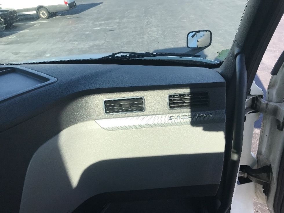 Day Cab Tractor-Heavy Duty Tractors-Freightliner-2019-T12642ST-Bensalem-PA-348,809\n\t\tmiles-$ 35,500 - Image 13