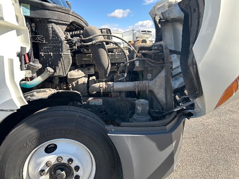 Day Cab Tractor-Heavy Duty Tractors-Freightliner-2019-T12642ST-Brooklyn Park-MN-346,998\n\t\tmiles-$ 31,750 - Image 15