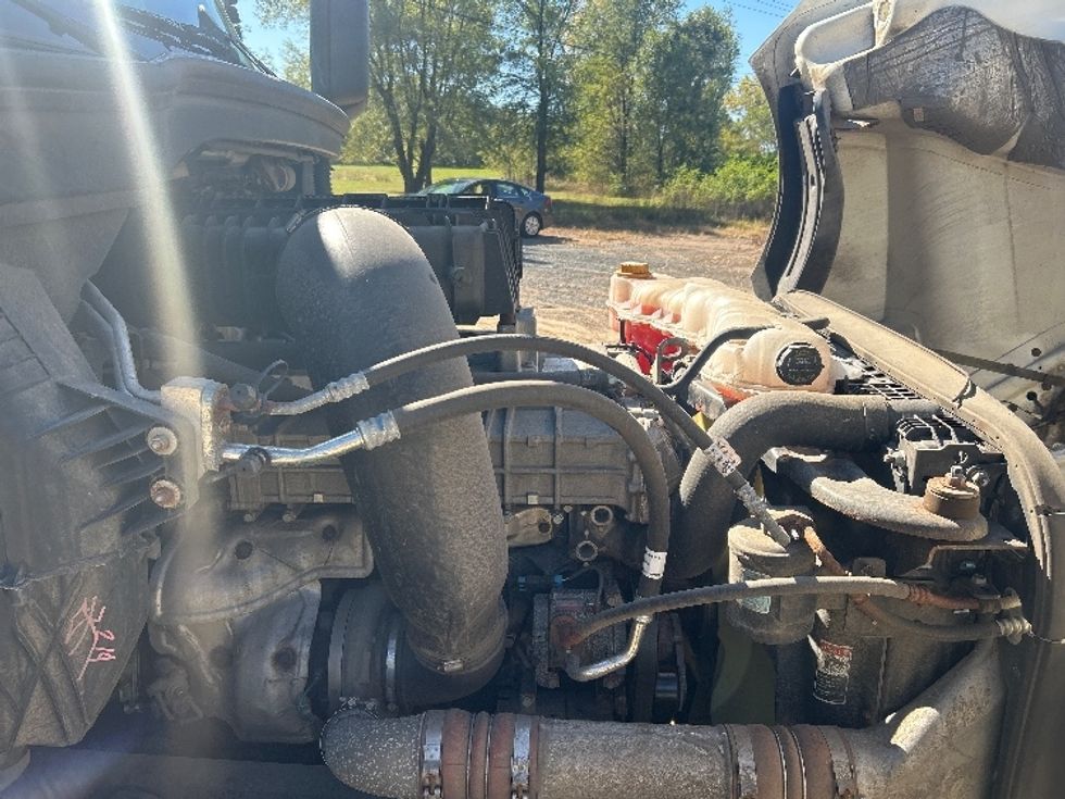Day Cab Tractor-Heavy Duty Tractors-Freightliner-2019-T12642ST-Brooklyn Park-MN-445,505\n\t\tmiles-$ 25,000 - Image 15