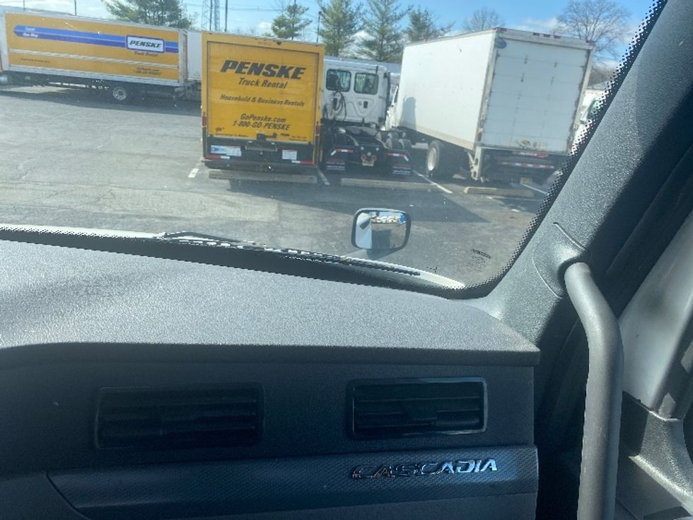 Day Cab Tractor-Heavy Duty Tractors-Freightliner-2019-T12642ST-Dayton-NJ-559,588\n\t\tmiles-$ 27,750 - Image 13