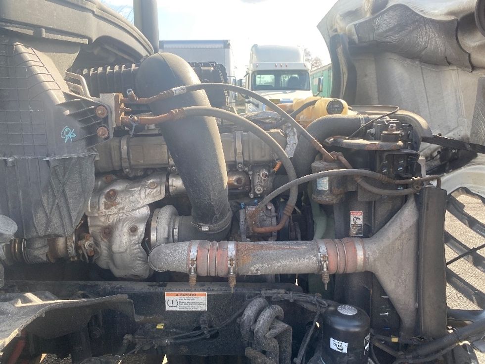 Day Cab Tractor-Heavy Duty Tractors-Freightliner-2019-T12642ST-Dayton-NJ-559,588\n\t\tmiles-$ 27,750 - Image 15