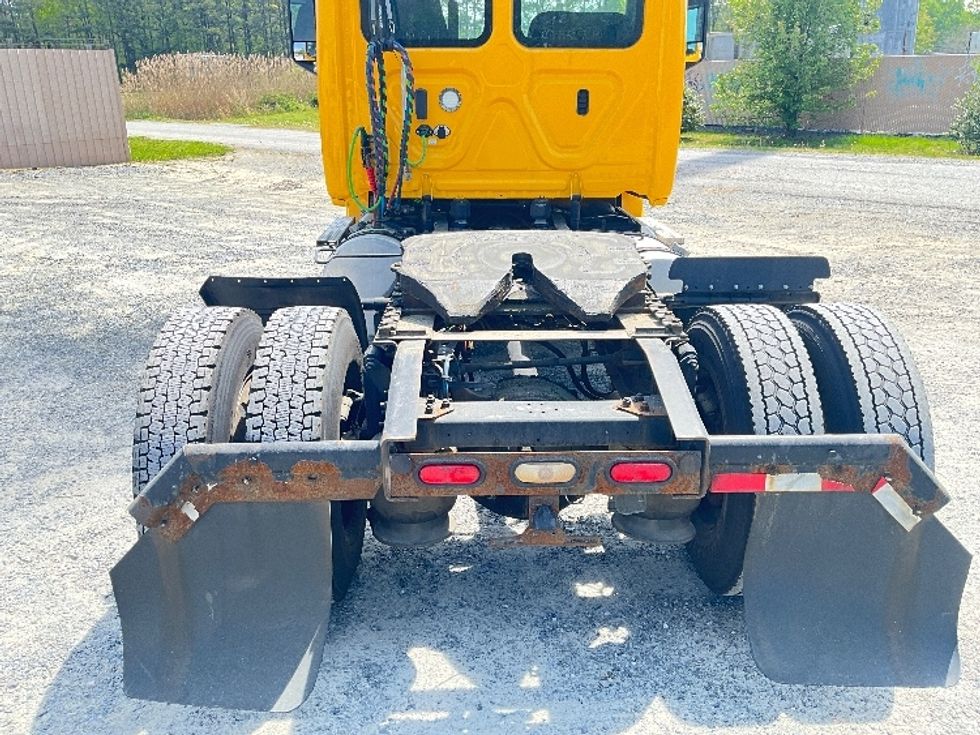 Day Cab Tractor-Heavy Duty Tractors-Freightliner-2019-T12642ST-Eden-MD-451,538\n\t\tmiles-$ 29,750 - Image 6