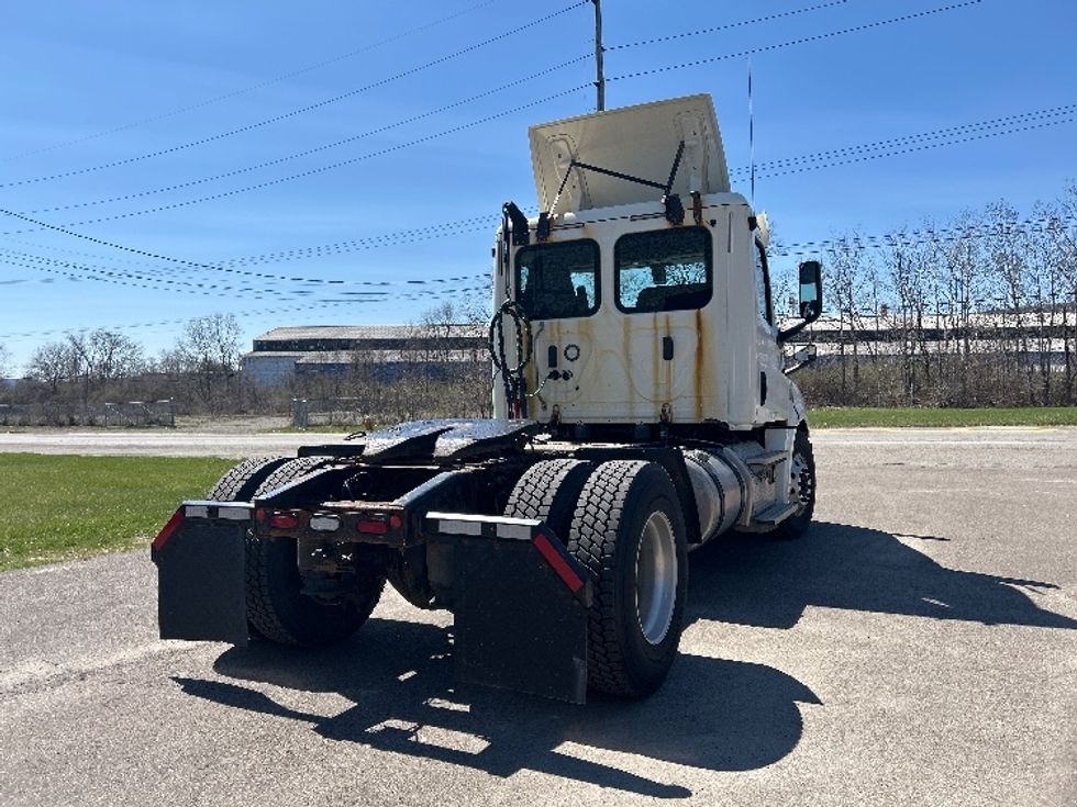 Day Cab Tractor-Heavy Duty Tractors-Freightliner-2019-T12642ST-Elmira-NY-478,902\n\t\tmiles-$ 27,000 - Image 7