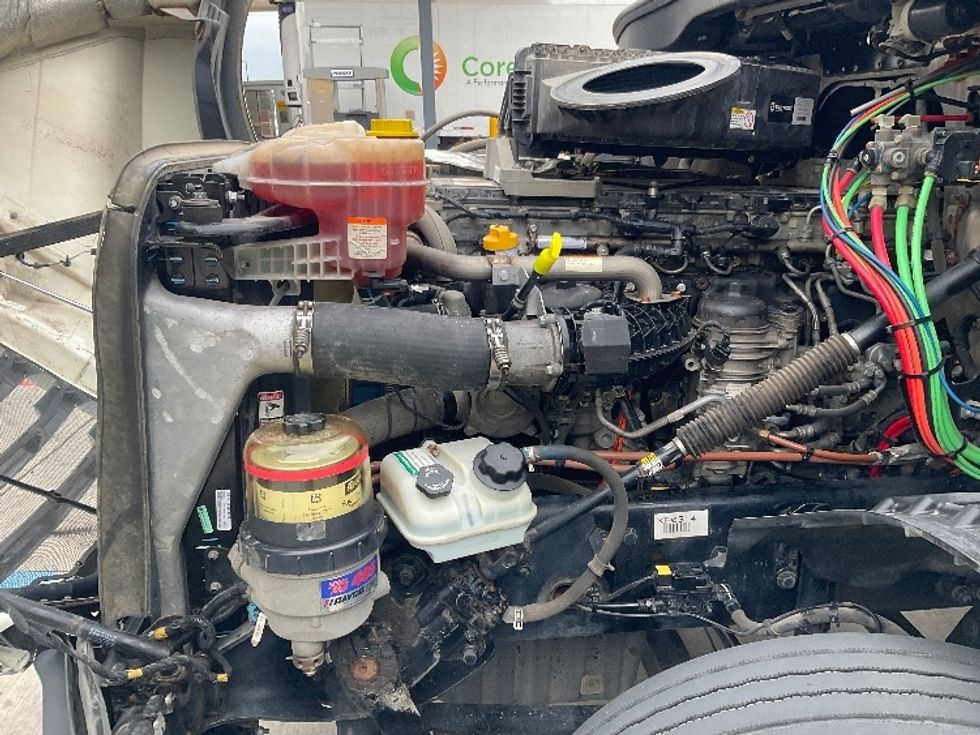 Day Cab Tractor-Heavy Duty Tractors-Freightliner-2019-T12642ST-Fort Worth-TX-245,678\n\t\tmiles-$ 41,750 - Image 16