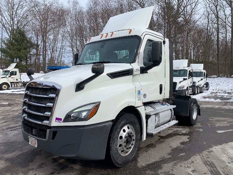 Day Cab Tractor-Heavy Duty Tractors-Freightliner-2019-T12642ST-Franklin-MA-525,633\n\t\tmiles-$ 34,000 - Image 3