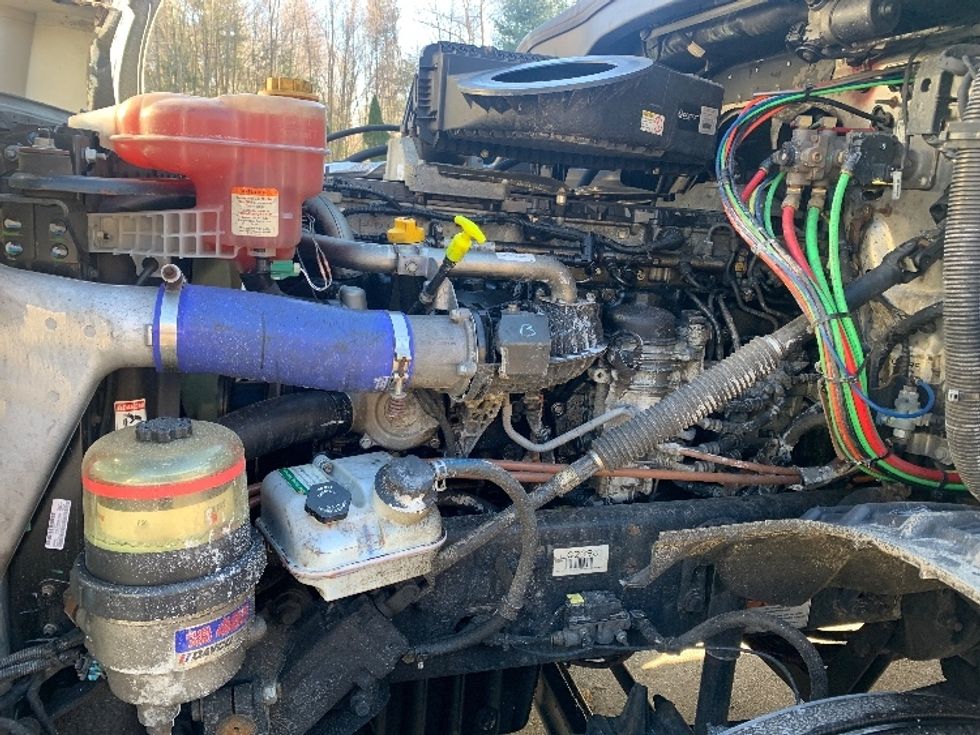 Day Cab Tractor-Heavy Duty Tractors-Freightliner-2019-T12642ST-Franklin-MA-533,559\n\t\tmiles-$ 33,500 - Image 16