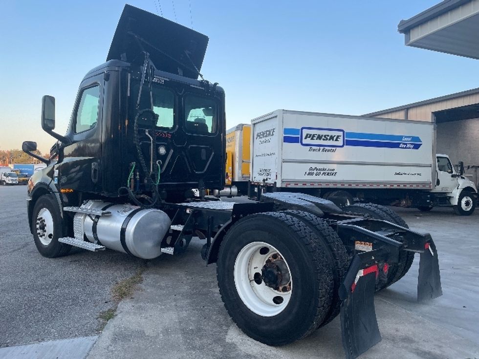 Day Cab Tractor-Heavy Duty Tractors-Freightliner-2019-T12642ST-Garden City-GA-256,799\n\t\tmiles-$ 43,750 - Image 5