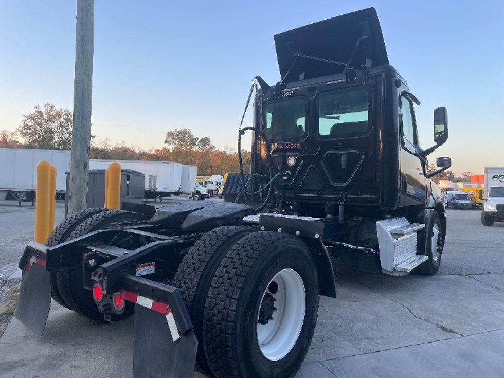 Day Cab Tractor-Heavy Duty Tractors-Freightliner-2019-T12642ST-Garden City-GA-256,799\n\t\tmiles-$ 43,750 - Image 7