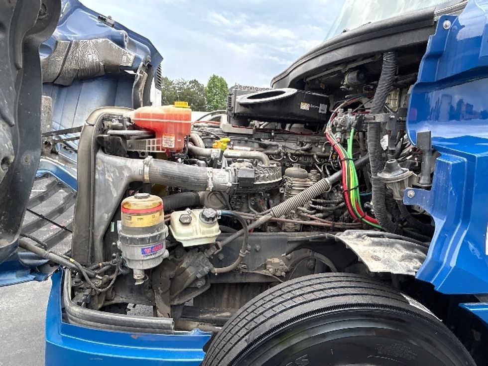 Day Cab Tractor-Heavy Duty Tractors-Freightliner-2019-T12642ST-Greensboro-NC-212,556\n\t\tmiles-$ 43,750 - Image 16