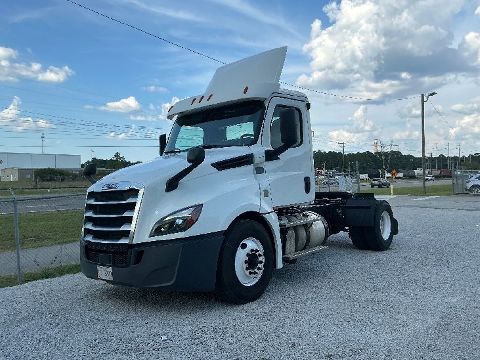 Day Cab Tractor-Heavy Duty Tractors-Freightliner-2019-T12642ST-Gulfport-MS-232,550\n\t\tmiles-$ 49,500 - Image 3