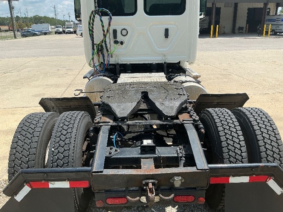 Day Cab Tractor-Heavy Duty Tractors-Freightliner-2019-T12642ST-Gulfport-MS-258,807\n\t\tmiles-$ 48,250 - Image 6